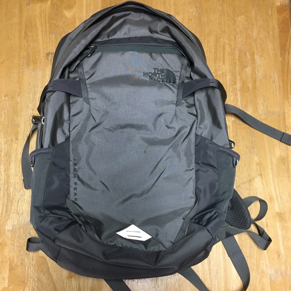 TheNorthFace Iron Peak 28L backpack (grey)
